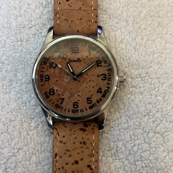 Queork watch - Picture 2 of 3